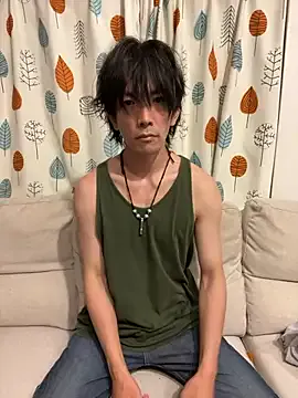 xxYuIxx – webcam model profile photo Image 8