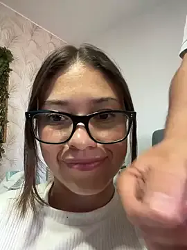 Mia--meow – webcam model profile photo Image 5