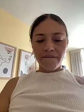 Mia--meow – webcam model profile photo Image 7