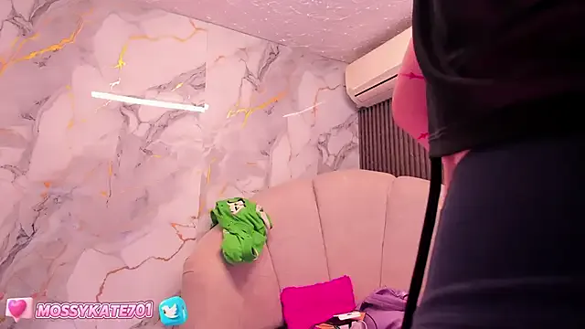 Mmo66 – webcam model profile photo Image 12