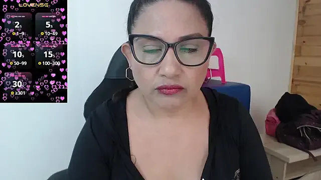 Katha_Marck – webcam model profile photo