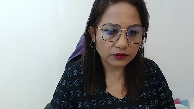 dirtypub – webcam model profile photo Image 8