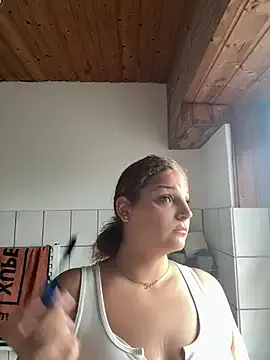 riya190 – webcam model profile photo Image 13