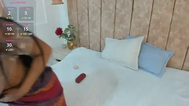 NANA_7 – webcam model profile photo Image 10