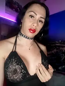 roouse – webcam model profile photo Image 8