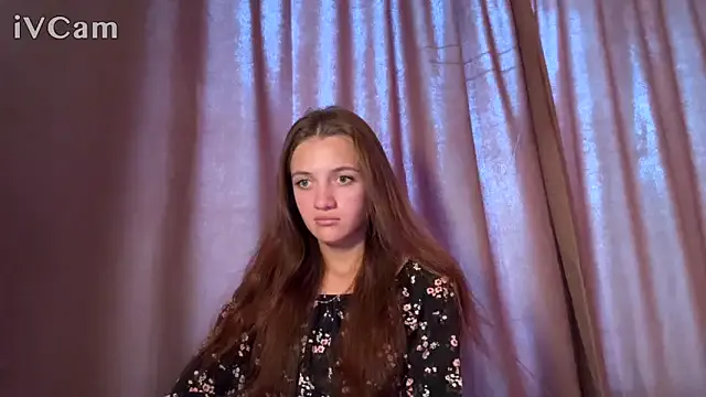 roouse – webcam model profile photo Image 7