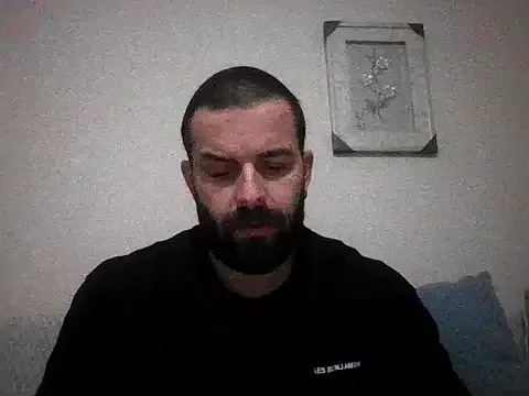 DominantAlex18 on FreeCamNet Image 4