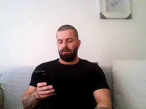 DominantAlex18 on FreeCamNet Image 5