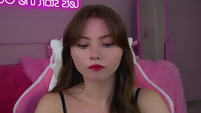 841_yayoi – webcam model profile photo Image 10