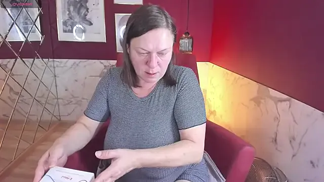 BelleLouiseVp – webcam model profile photo Image 10