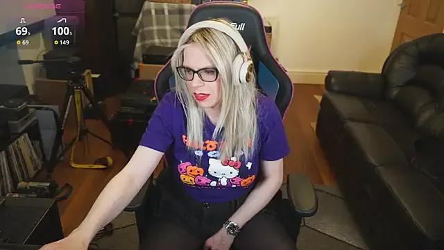 _Alicee_1 – webcam model profile photo Image 19