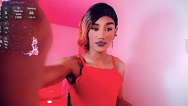 maataaan – webcam model profile photo Image 5