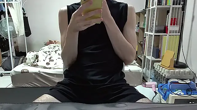  – webcam model profile photo Image 12