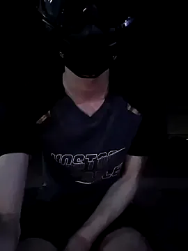  – webcam model profile photo Image 4