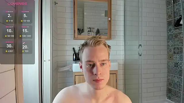 roouse – webcam model profile photo Image 13