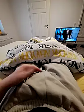 HotBella- – webcam model profile photo Image 3