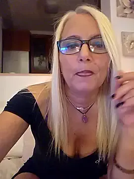 kikkastar Image 14