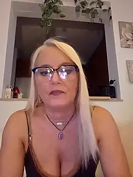 kikkastar Image 18