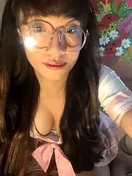 Awesomelusty – webcam model profile photo Image 8