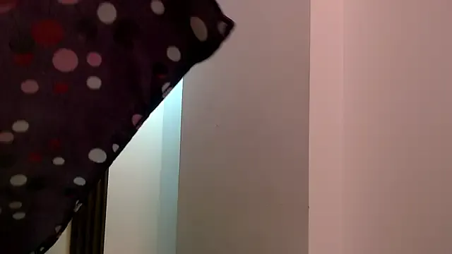 Nonchan_ – webcam model profile photo Image 5