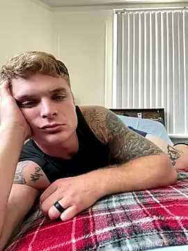 roouse – webcam model profile photo Image 8