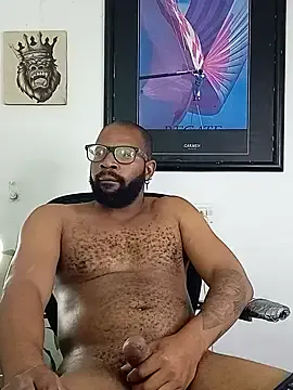  – webcam model profile photo Image 11