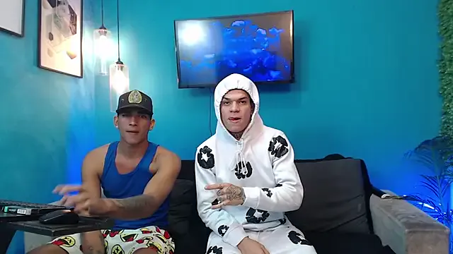 Nonchan_ – webcam model profile photo Image 5