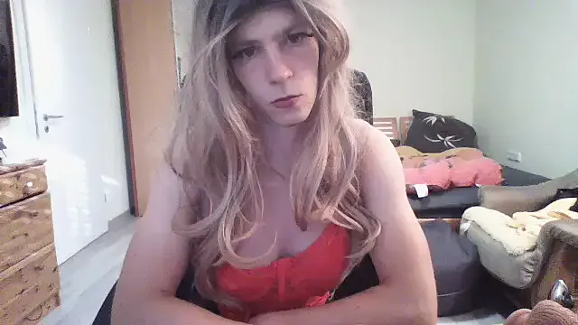 oxo_yuna_oxo – webcam model profile photo Image 4