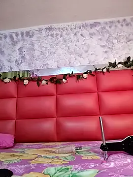 maataaan – webcam model profile photo Image 11