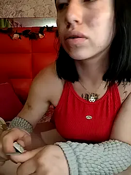 maataaan – webcam model profile photo Image 13