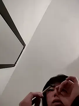 maataaan – webcam model profile photo Image 5