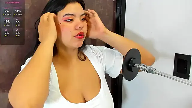 _chanMOMO_ – webcam model profile photo Image 3