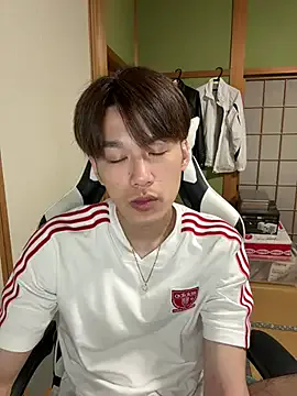 Yui-Ch – webcam model profile photo Image 7