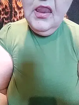 roouse – webcam model profile photo Image 2