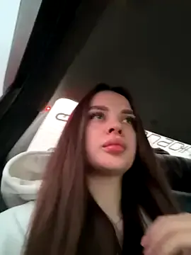 hana-08787- – webcam model profile photo Image 2