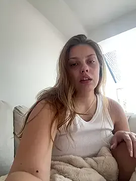 – webcam model profile photo Image 6