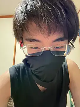 roouse – webcam model profile photo Image 9
