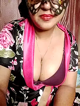 Laaly_Sona Image 3