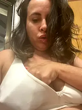 Hot_Mayra25 – webcam model profile photo Image 2