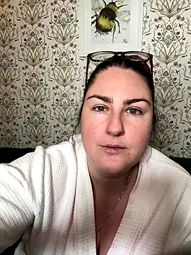 Mia--meow – webcam model profile photo Image 15