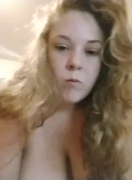 Nonchan_ – webcam model profile photo Image 16