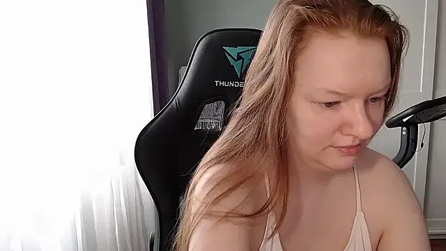 jasminesummer – webcam model profile photo Image 2