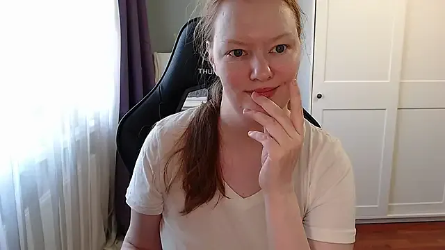 jasminesummer – webcam model profile photo Image 5