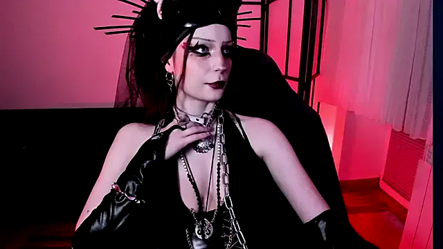 roouse – webcam model profile photo Image 11