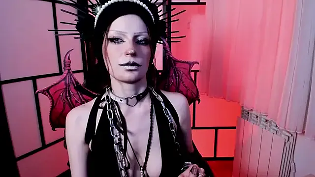 roouse – webcam model profile photo Image 14