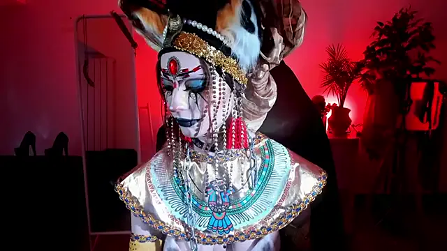 roouse – webcam model profile photo Image 17