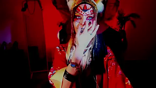 roouse – webcam model profile photo Image 18