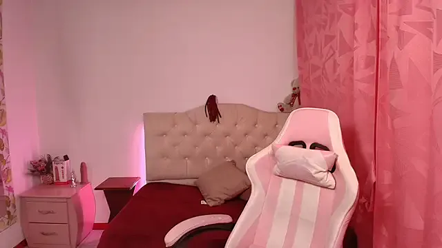 maataaan – webcam model profile photo Image 16