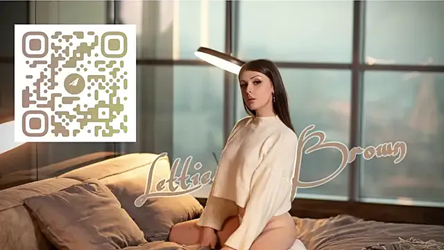  – webcam model profile photo Image 14