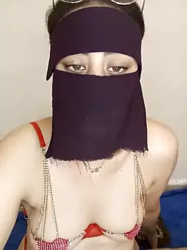 roouse – webcam model profile photo Image 19